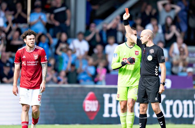 3F  Superliga   -Afsoner anden dag: Én SL-spiller i karantæne igen