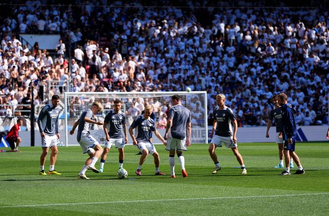 3F Superliga -Klart signal? Kun én FCK’er hyldet med spillersang