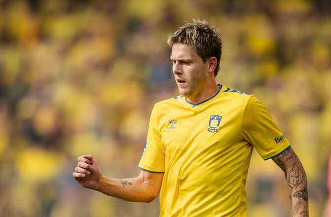 Bold+ -Tårevædet afsked i Brøndby: Vallys er ikke som folk er flest