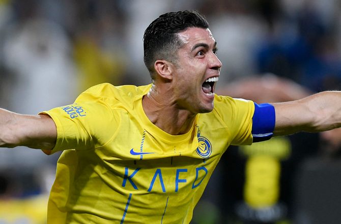 AFC Champions League -Video: Ronaldo rammer målinvolvering nummer 100 i Saudi-Arabien