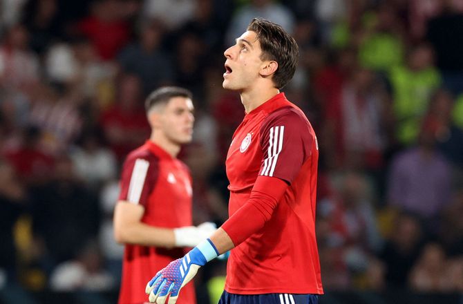 Premier League -Hull henter målmand for rekordbeløb