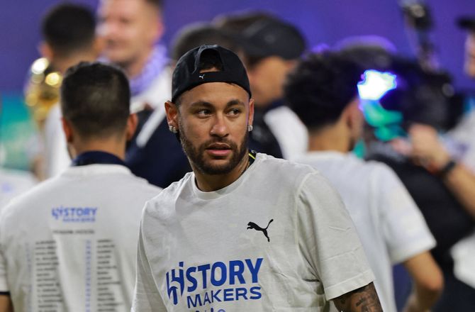 1. Division -309 dage siden sidste kamp: Neymar tilbage i træning