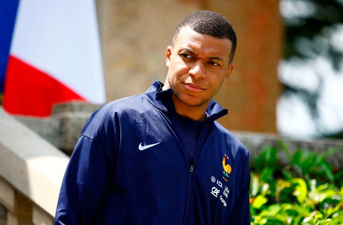 La Liga -Officielt: Mbappé skifter til Real Madrid