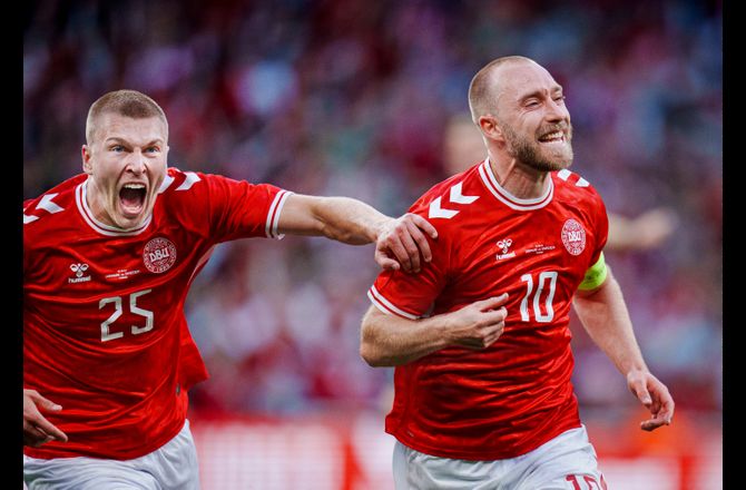 Bold+ -Christian Eriksen og Rasmus Kristensen gæster Quiz FC