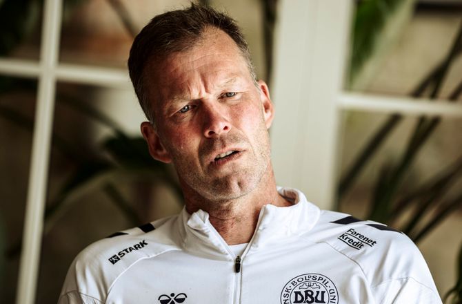 Danmark -Wieghorst bliver assistent igen: Det helt rigtige