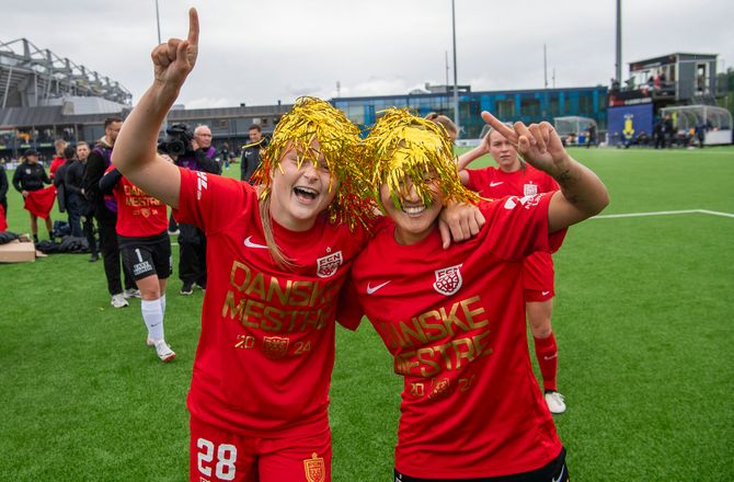 Gjensidige Kvindeliga -Fire kvindeklubber har brudt licenskrav