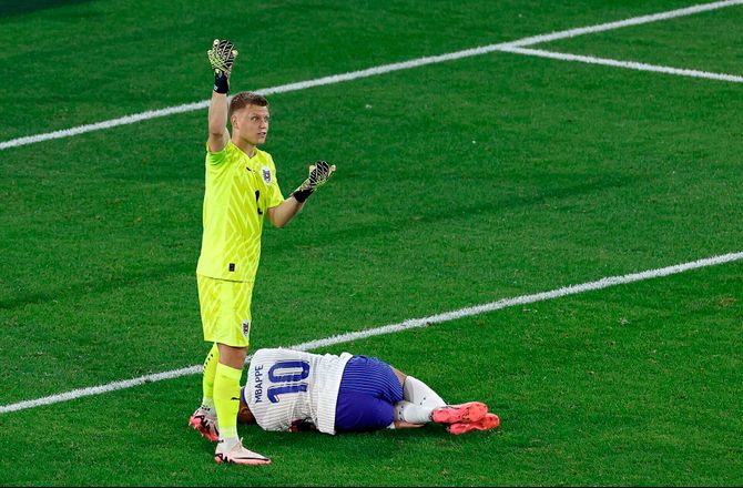 EM -Pentz kritiserer 'unfair' Mbappé: Det er vanvittigt