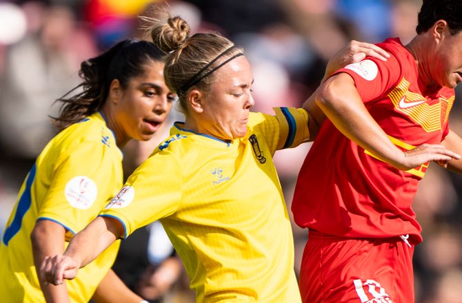 A-liga -Vild bedrift: Nanna Christiansen bliver hyldet på Brøndby Stadion