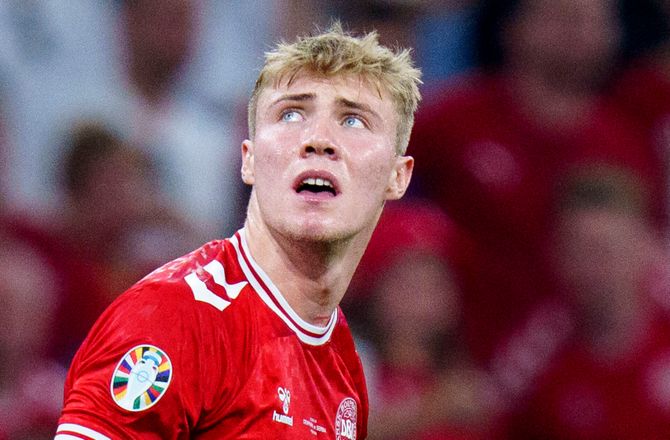Nations League A -Højlund bænket: Danmark overrasker i front