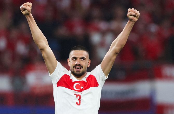 EM -Kontroversiel 'ulvehilsen': UEFA åbner Demiral-efterforskning 