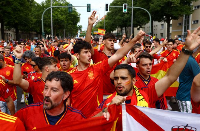 EM U21 -Smed sejren til sidst: Rumæniens ti mand tabte til Spanien