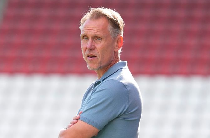 Danmark (k) -Giver PSV-dansker chancen: En udfordring med hende