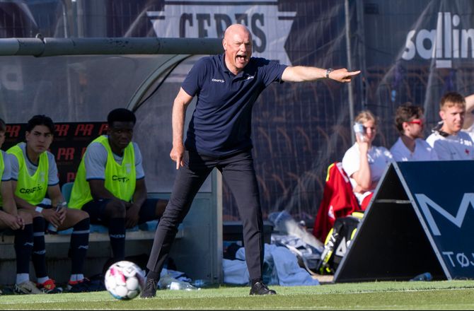 3F  Superliga   -Uwe Rösler roser: Dommerne er på et højt niveau