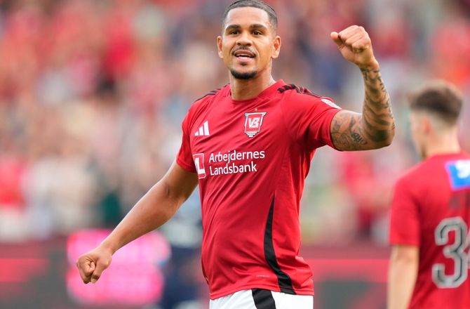 3F  Superliga -Tæt på done deal: Onugkha får to år i FCK