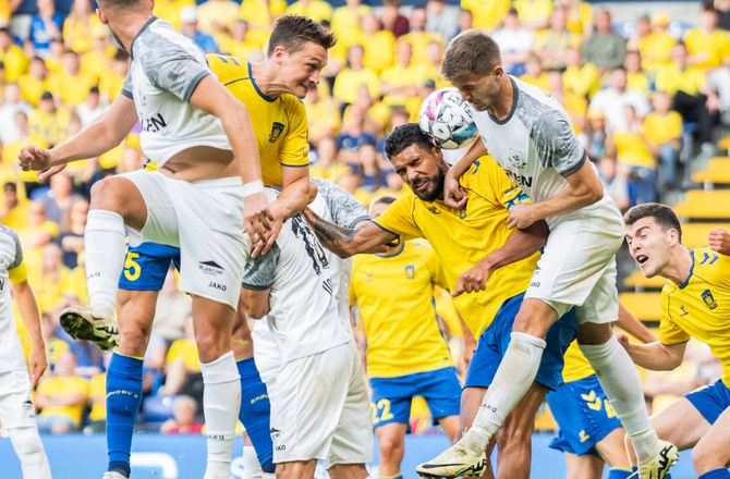 ECL-kval -SLUT: Llapi - Brøndby minut for minut 