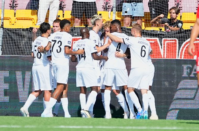 CL -FCM kan møde APOEL eller Slovan Bratislava