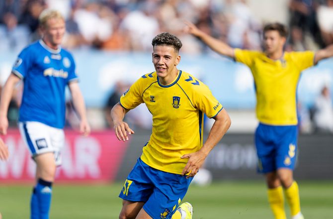 3F Superliga -Birk droppede det: Var fristet til at bruge Bischoff