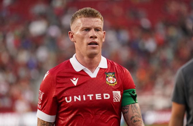 League 1 -Wrexham-spiller involveret i bilulykke