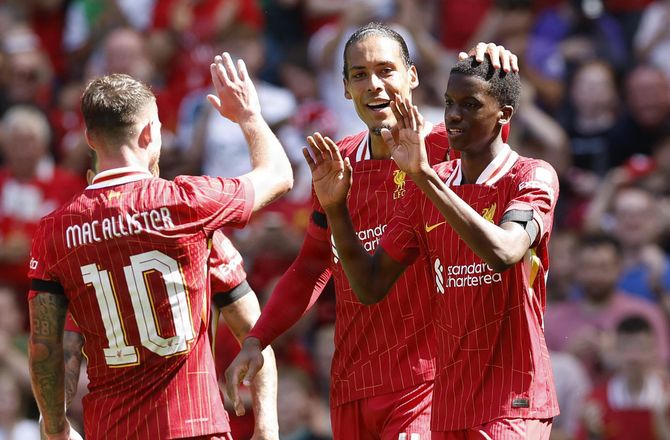 3F Superliga -Transfervinduet live: Liverpool afviser stort Forest-bud