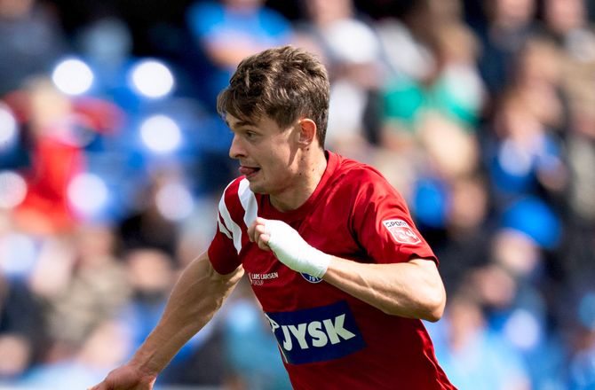 3F Superliga -Mads Larsen glæder sig: Altid sjovt mod Brøndby