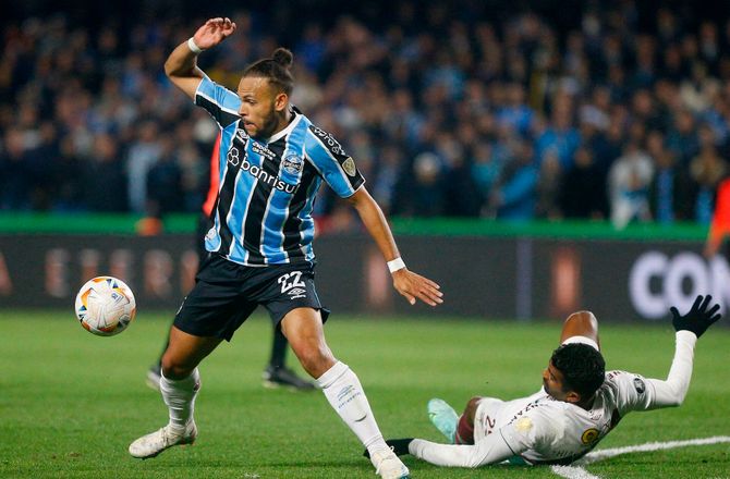 Copa do Brasil -Braithwaite scorede og udgik tidligt