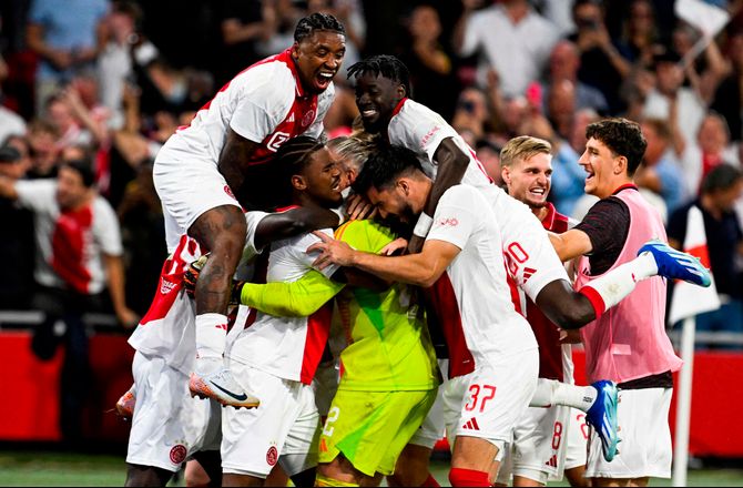 EL-kval -Gaaei blev Ajax-helten i sindssygt straffemaraton