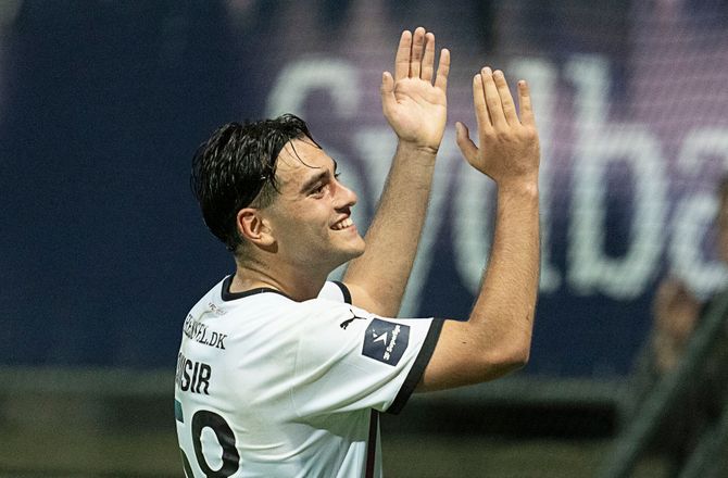 Champions League-kvalifikation -Video: Simsir tryller og udligner mod Slovan!
