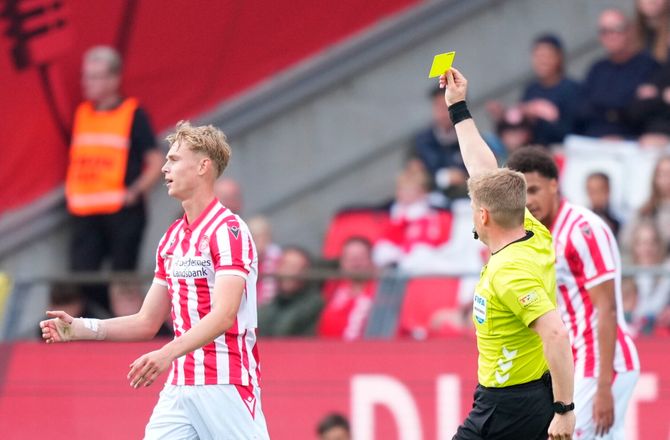 3F  Superliga -Ung AaB-spiller fik hård besked: Jeg spillede dårligt
