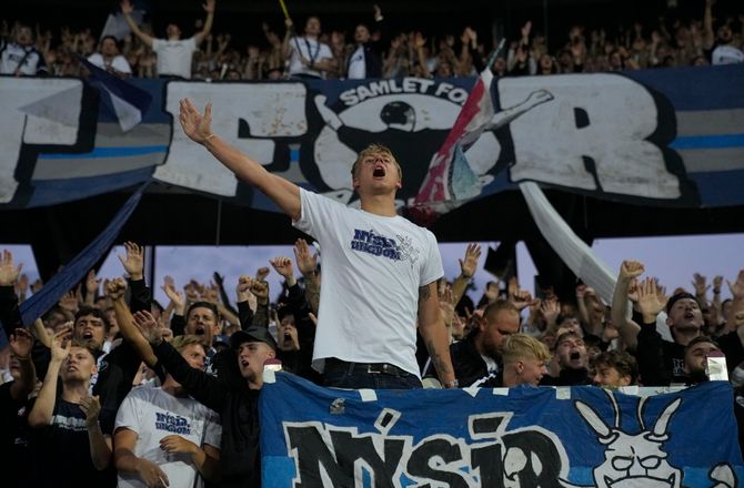 3F  Superliga -Uenighed med FCN: AGF kan kun sælge 15.000 billetter 