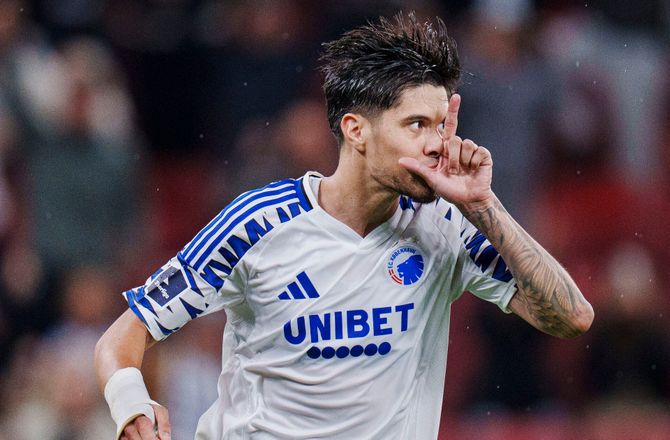 3F  Superliga -Gladbach forsøger at hente Kevin Diks
