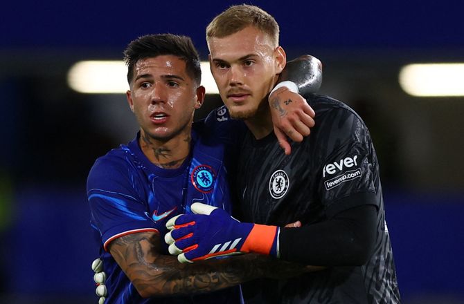Premier League -Filip Jørgensen blev forbigået: Riemer har ikke glemt ham