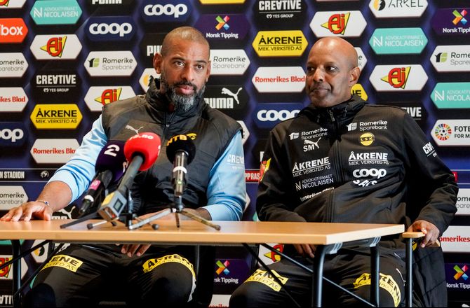 Eliteserien -David Nielsens chef har slettet X-profil: Mobning på højt niveau