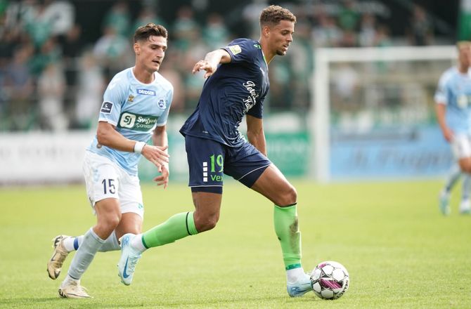 3F Superliga -Lonwijk fik grønt lys i bussen: Har ikke trænet med endnu