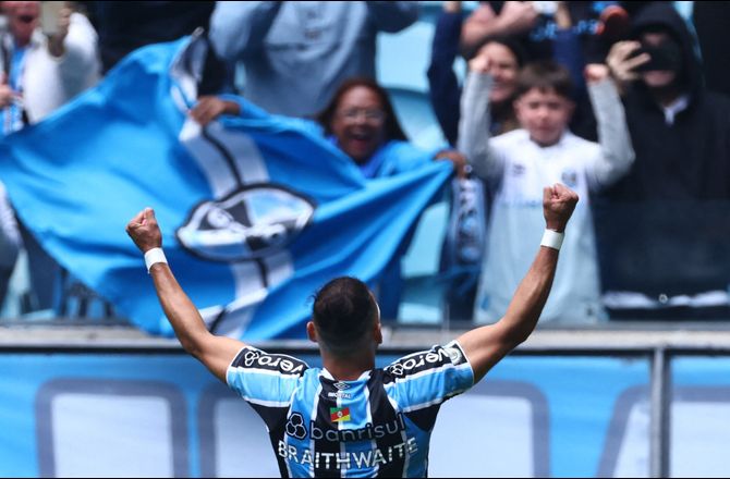 Gremio -Kun overgået af én spiller: Braithwaite sprudler i Brasilien