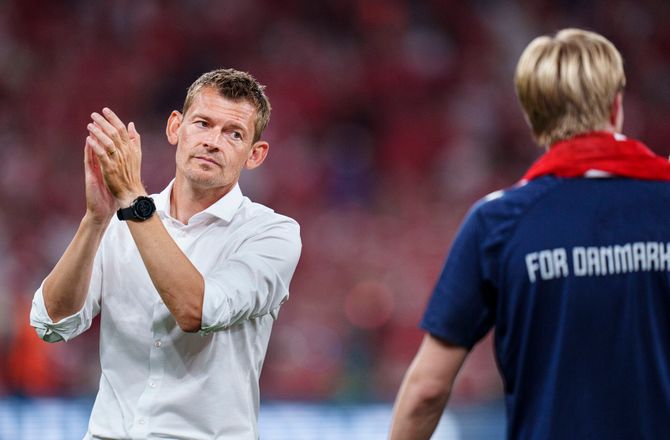 Danmark -Taler sammen mandag: Landstrænermøde om arbejdsfordeling