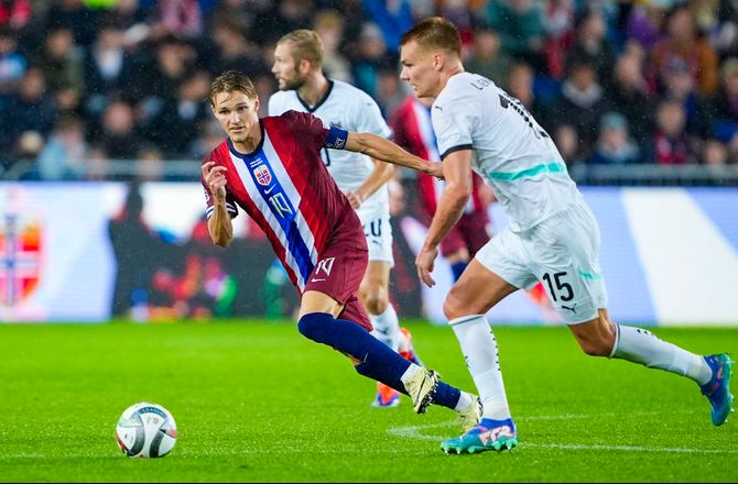 VM kval. UEFA -Ødegaard om Haaland-uheld: Aldrig set noget lignende