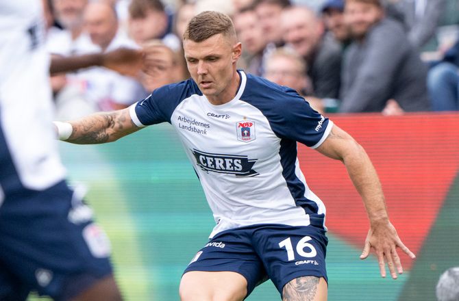 3F Superliga -Power takker af i AGF: Har bidraget med noget