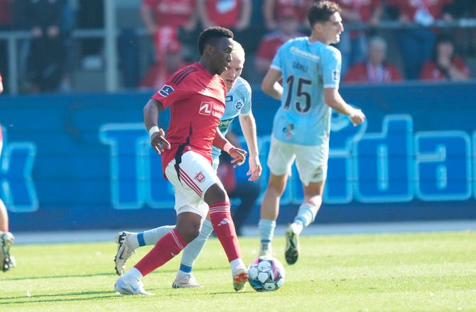 3F Superliga -Vejle-målscorer revser dommerne: Der var hånd på