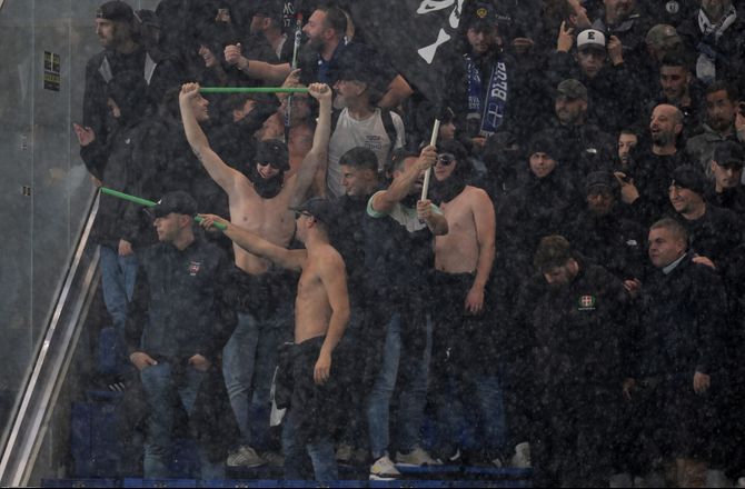 Serie A -Regnen stoppede aldrig i Bergamo: Serie A-kamp aflyst