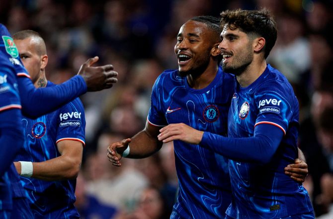Premier League -Chelsea topper – PL-klubber har brugt 3,5 mia. på agenter