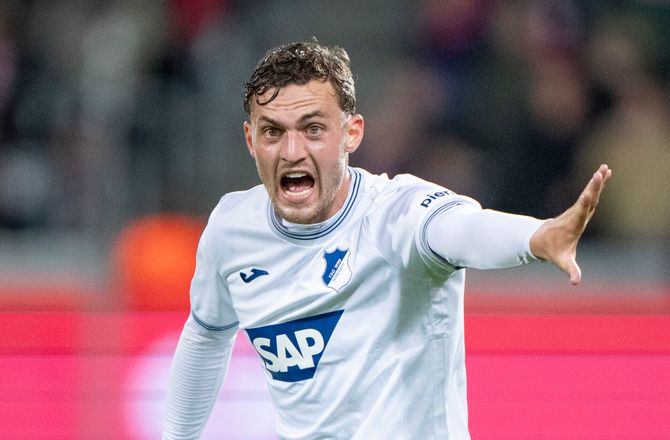 Bundesliga -Medie: Jacob Bruun Larsen vil væk 