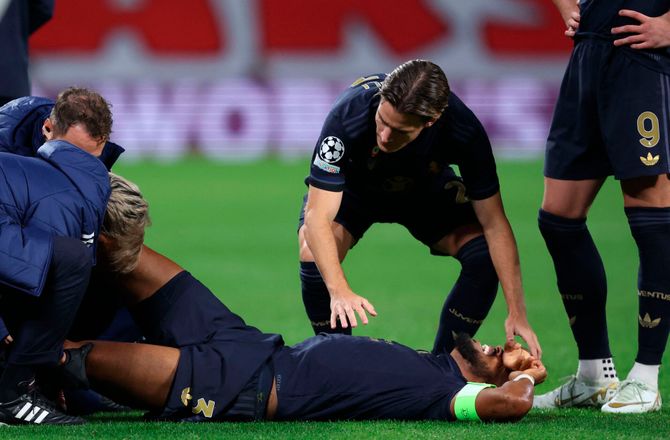 Serie A -Korsbåndsskadet Juve-stjerne har været under kniven