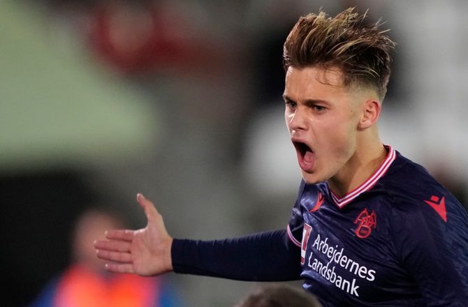 3F Superliga -Silkeborg betaler millioner for Ross
