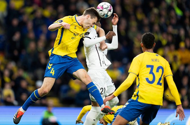 3F Superliga -Nul straffespark i Brøndby: Dommer forklarer tre situationer