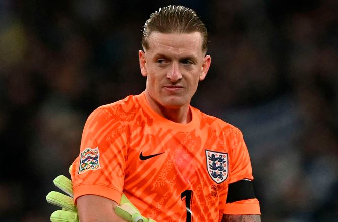 Nations League B -Pickford bænket for England