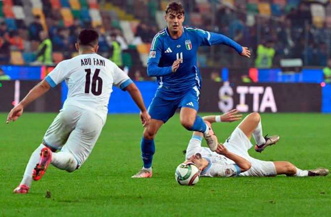Serie A -Lazio lejer Maldini