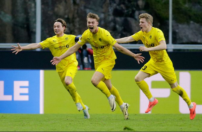 Norge Eliteserien -Vild udvikling i norsk guldkamp: Matchbold til Bodø/Glimt