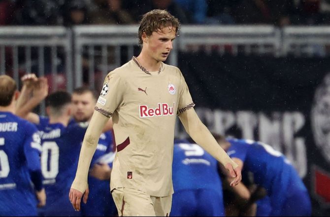 Bundesliga -Salzburg-dansker lukker i om Bischoff-drama