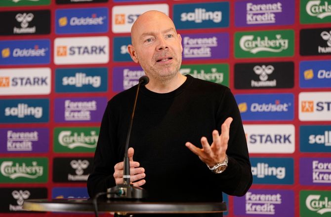 Danmark -Riemer droppede millioner for landstrænerjob