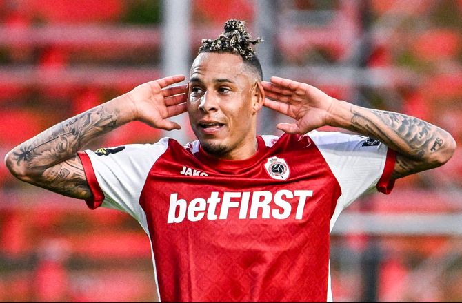 Jupiler Pro League -Freyr roser 36-årig Antwerp-profil: Årets transfer i Europa